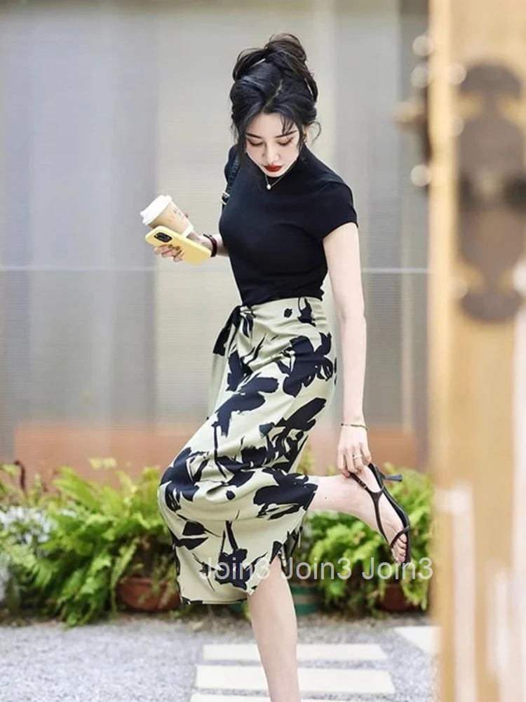 Skirts for Women Midi High Waist Streetwear A Line Luxury Elegant V Quality Harajuku Summer 2025 New in Chic Casual Woman Skirt