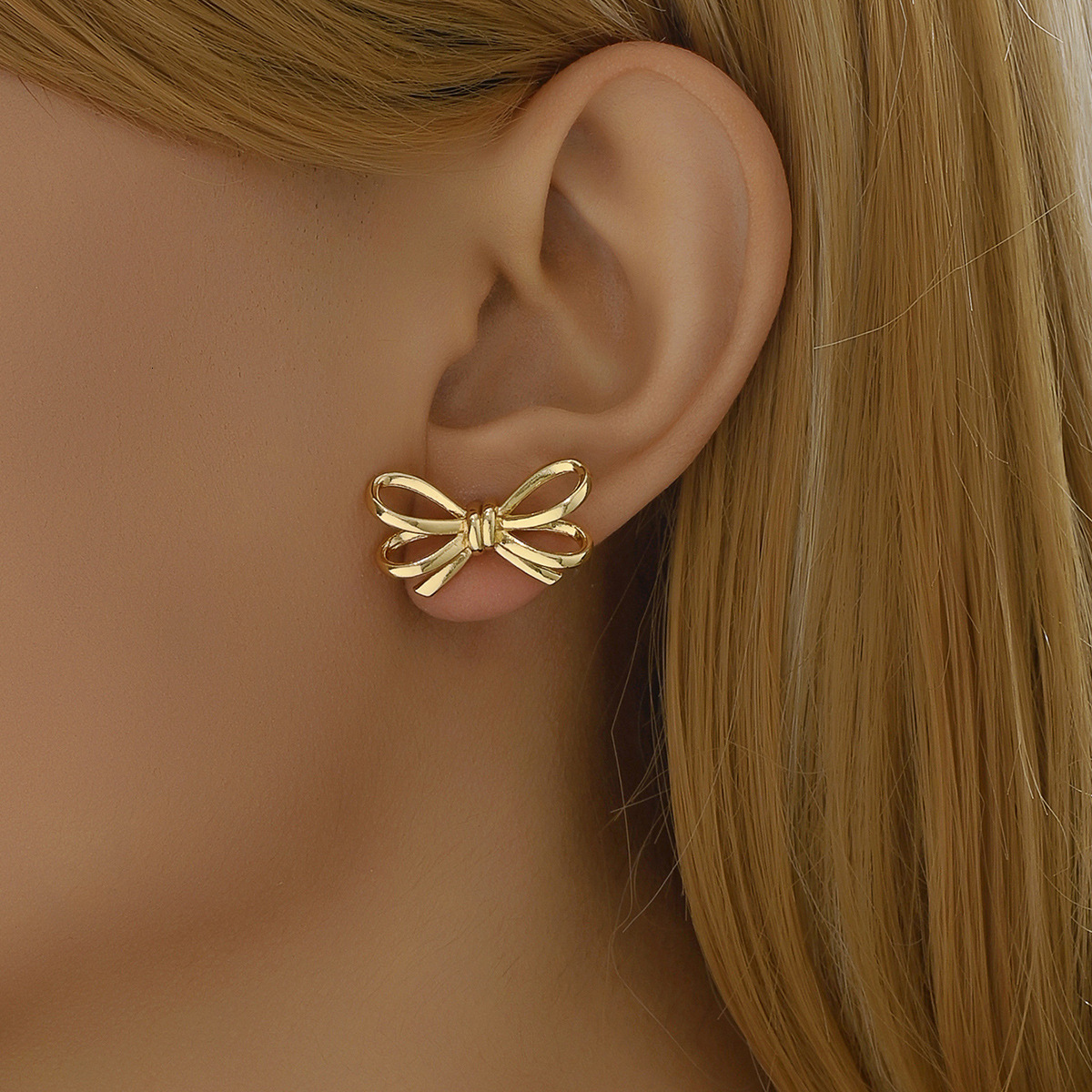 Sweet Korean Style Bowknot Personality Hollow Multi-layer Gold Stud Versatile Internet Celebrity Earrings