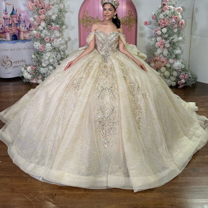 Champagne Shiny Quinceanera Dresses Ball Gown Off The Shoulder Applique Lace Beading Crytal Bow Tull Sweet 16 Dress Vestidos 15 De Anos