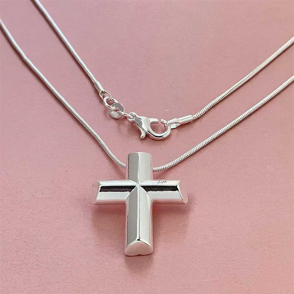 925 Silver Snake Cross Pendant Necklace Suitable For Men And Women To Wear Everyday W250618