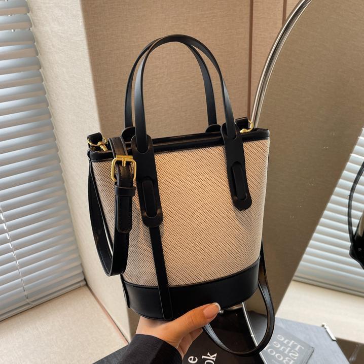 Free shipping designer Color-Block Bucket Bag for Women 2025 New Versatile Shoulder Bag Crossbody Bag High-End Simple Commuter Bag