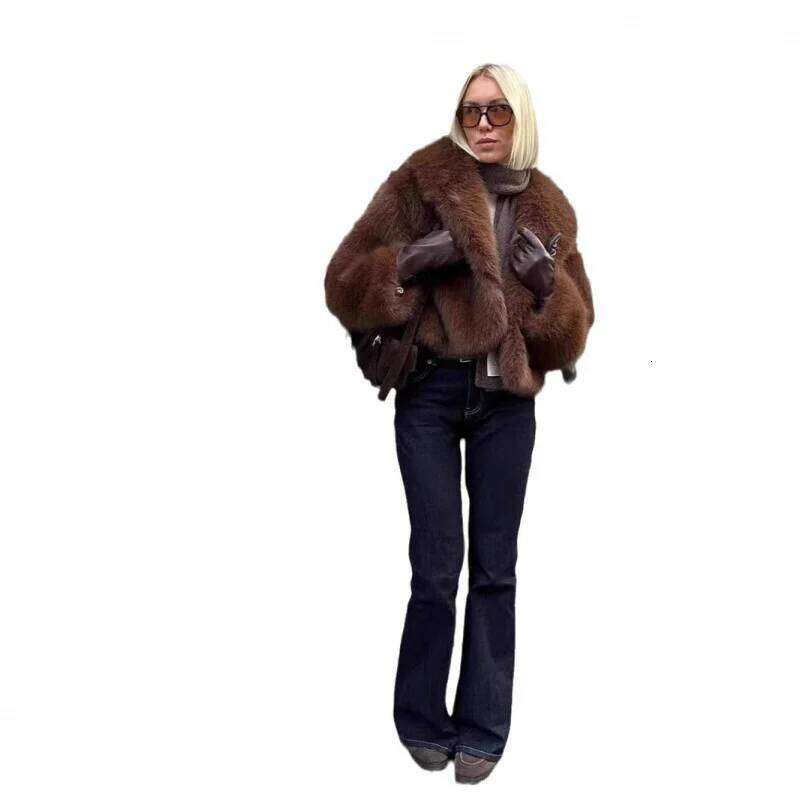 New European and American Style Winter Faux Eco-friendly Fox Fur Brown Short Retro Coat