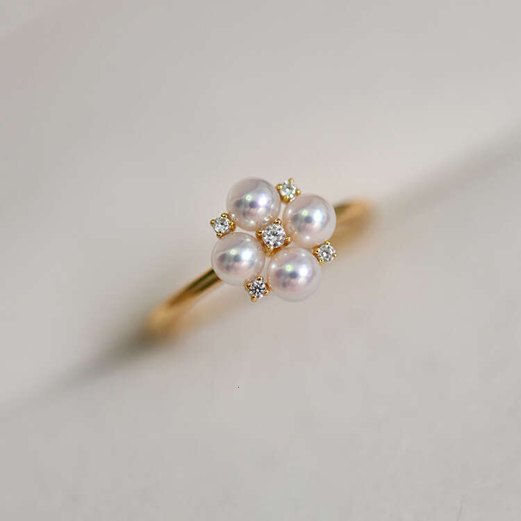 Light Luxury Same Style for Women, Elegant Versatile Fashionable Unique High-end Sense Ring with Pearl and Diamond Inlay Flower