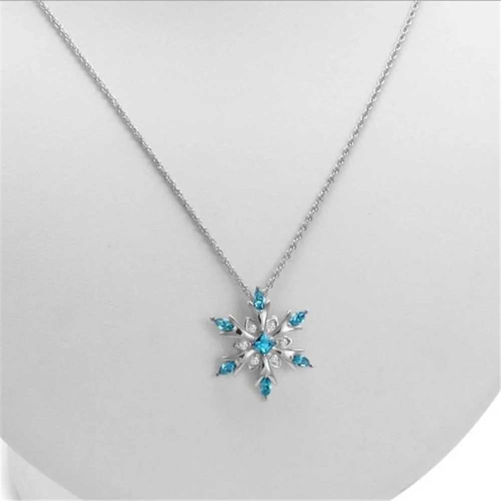 Personalized Fashion Christmas Ornaments Snowflake Crystal Necklace Frozen Square Crystal Snowflake Pendant Necklace W250618