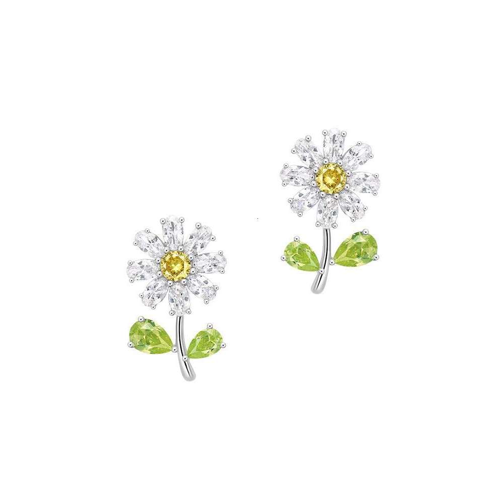 Hejia Style Crystal Suower Daisy Earrings Sier Needle High-end Light Jewelry Mosquito Coil Ear Clips
