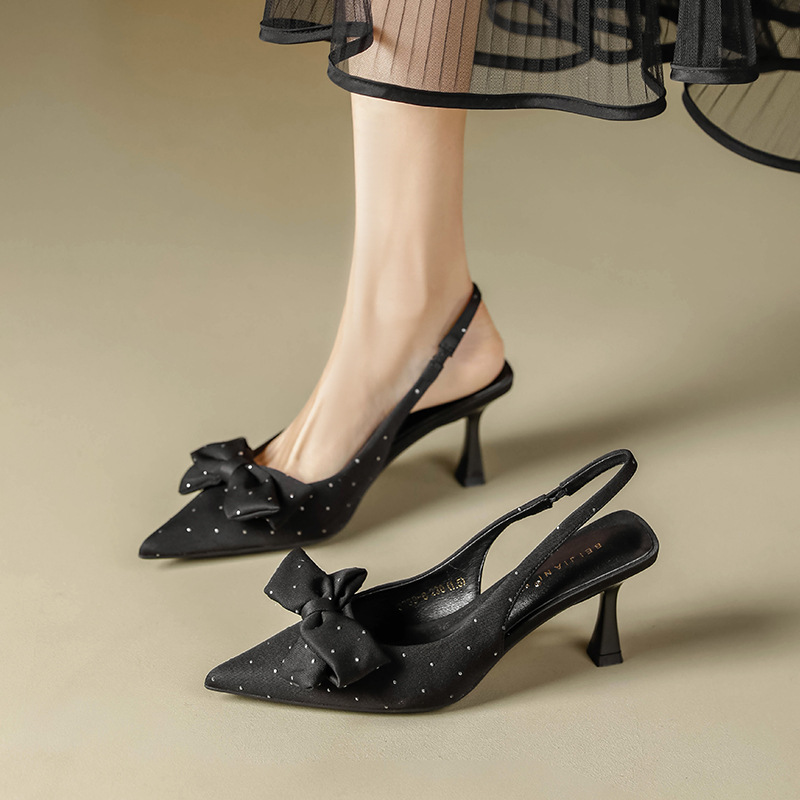 Designer Sandals Spring/Summer 2025 New French mesh one-strap low-heeled sandals for women with thick heels and comfortable pointed high heels free sh