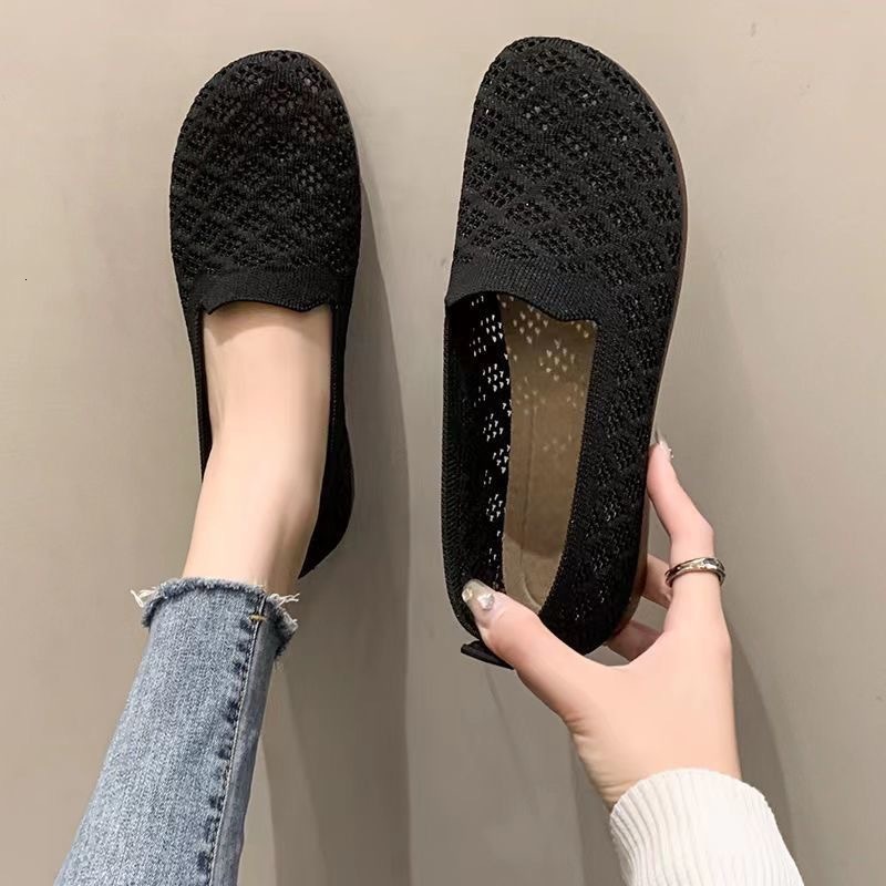 Summer Mesh Breathable Women's Flyknit Sneakers Ultra-light Non-slip Soft Sole Running Versatile Casual Shoes ddmythur