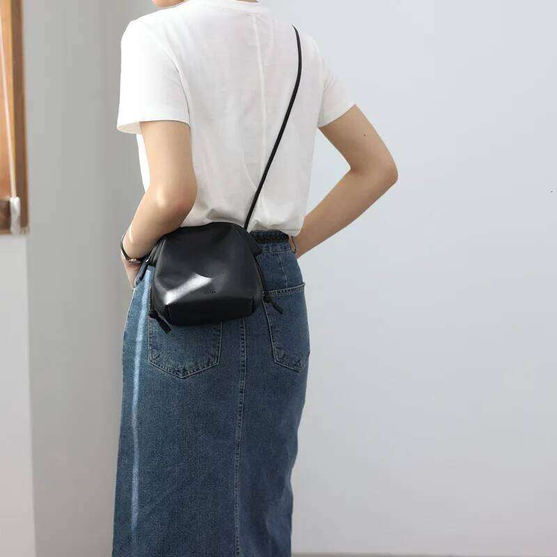 Women's Real Leather Crossbody Bags Designer Soft Black Shoulder Bag Cowhide Small Size Versatile Fashion Purses