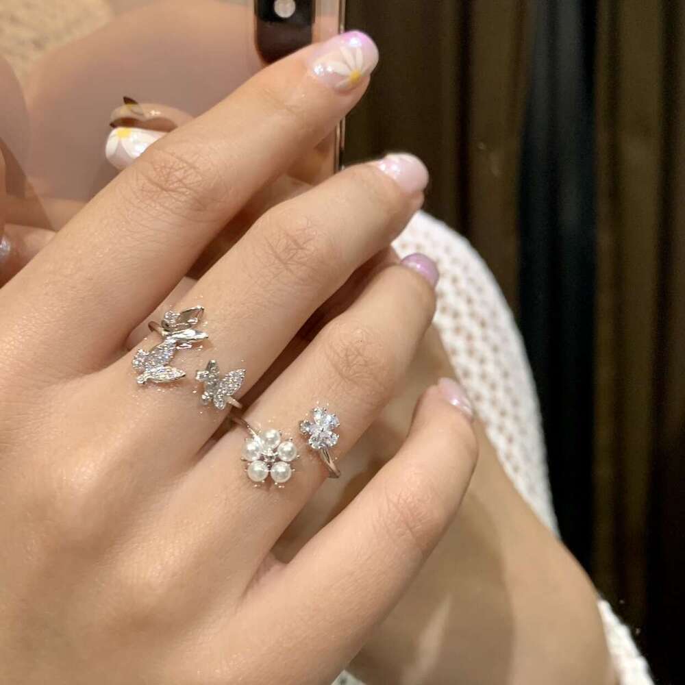 New Playful Butterfly Inlaid Zircon Ring for Women Fashion Street Style Trendy Light Luxury Versatile High-end Jewelry