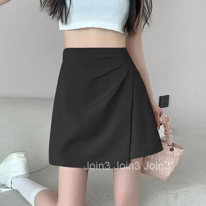 Chubby High Waist Mini Skirts for Women Short Modest Vintage Cheap Y2k Aesthetic V Harajuku Quality Clothing Sales Woman Skirt
