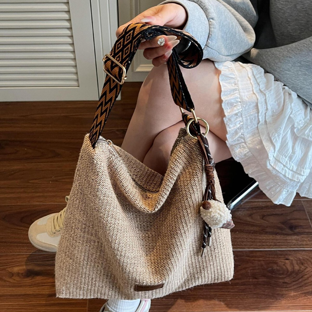 Free shipping designer Summer Trend Straw Bag for Women 2025 New Beach Vacation Commuter Woven Bag Large Capacity High-end Tote Bag