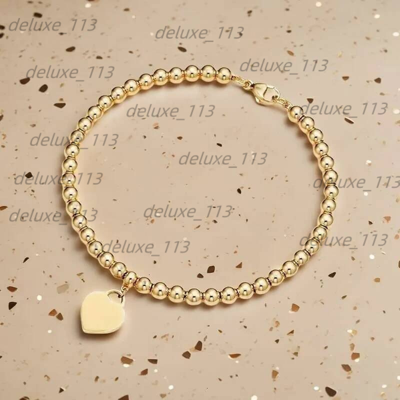 Top Love Heart Sier Bracelet Bottom Plated Girlfriend Souvenir Gift Fashion Charm Designer Jewelry02