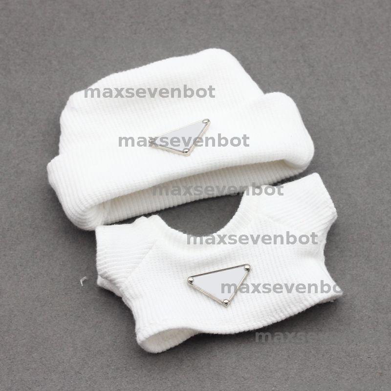 Designer LaBuBu Key Chain suit clothes Bag Charm Monsters Big Into Energy SeriesBlind Box Kawaii Figure Fe Doll ClothesDoll Keychain cap Decor Gift L2