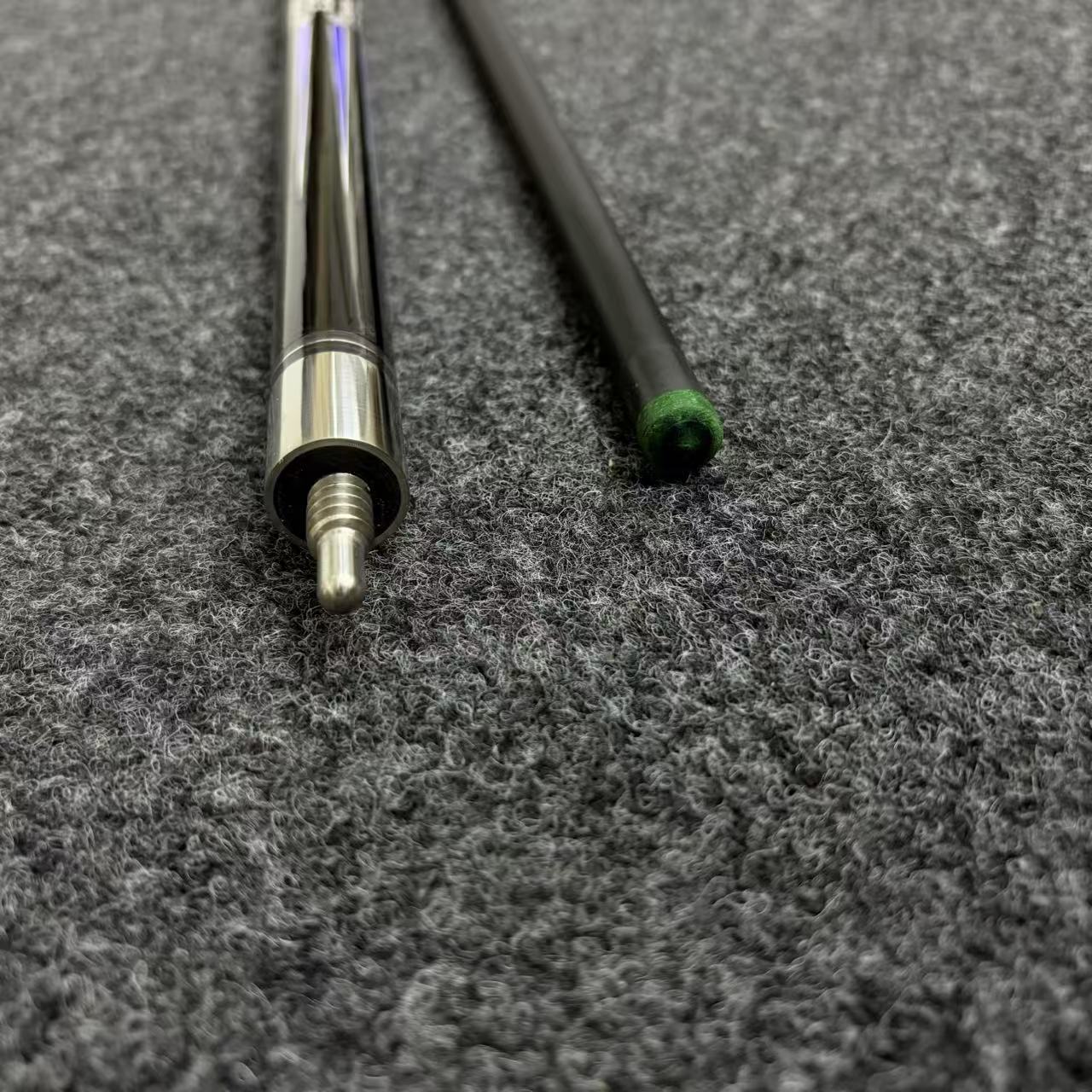 Swordsman Carbon Fiber Pool Cue 1/2 Split Tech Wood 125mm Tip Size 19oz Black Technology Billiard