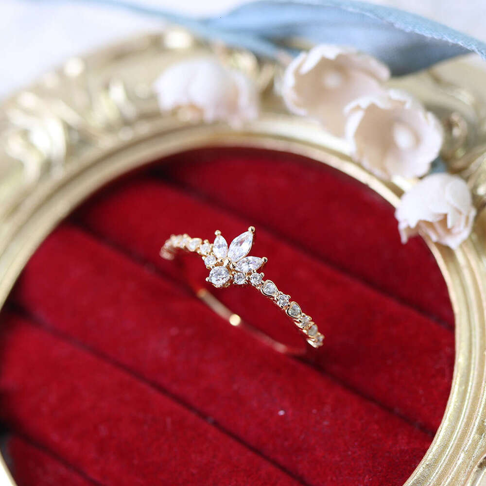 Green Sky Korean Dongdaemun Fashion Oval Luxury for Women Simple Personality Niche High-end Sense Index Finger Ring