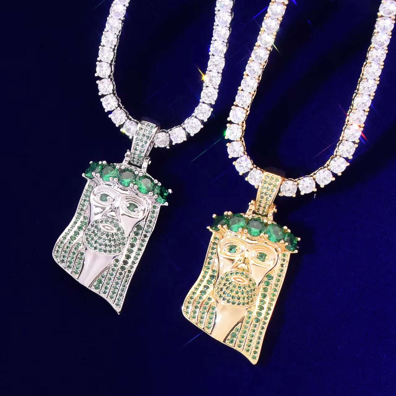 14k Gold Jesus Head Jumbo Pendant with Green Gem Crown Flooded Ice Style Hip Hop Style Moissanite Necklace Pendants Charms