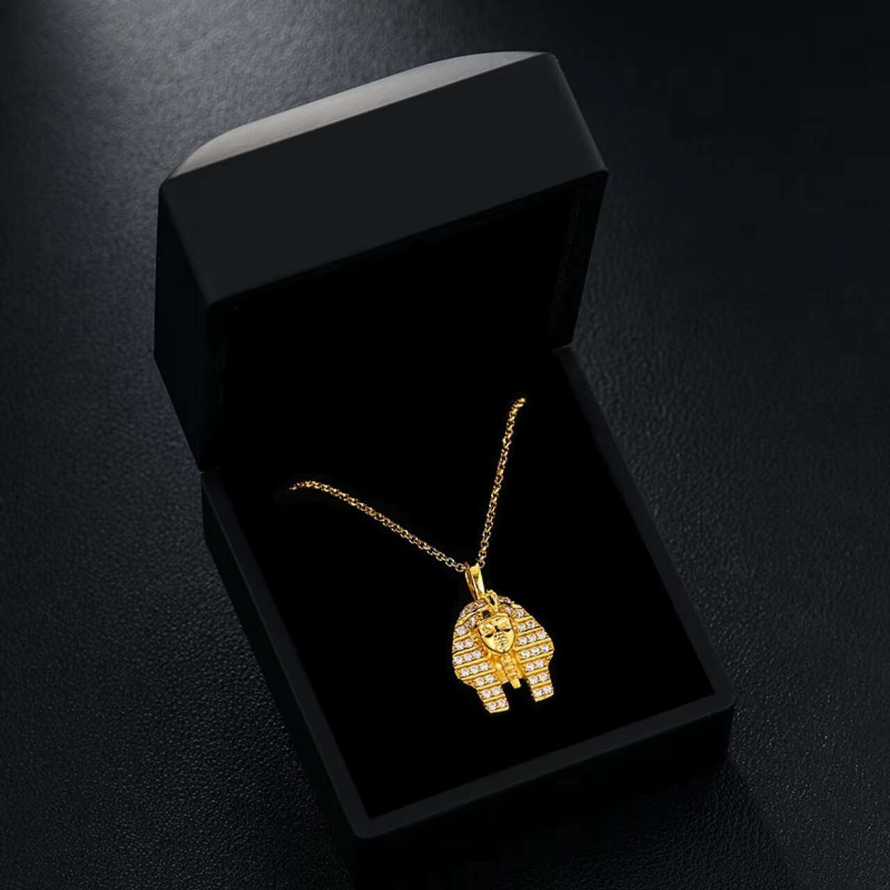 Luxury Ancient Egyptian Pharaoh King Hip Hop Style Chain Necklace with Moissanite Pendants Charms