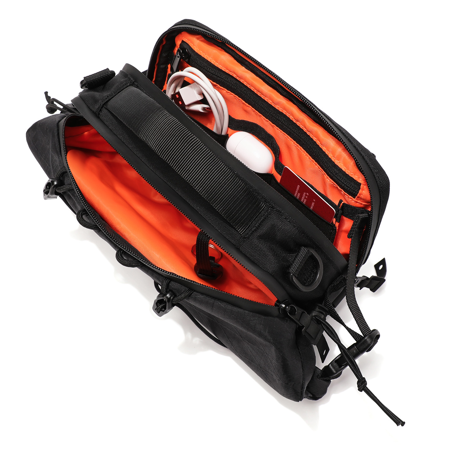 New men's shoulder bag, outdoor multi-functional single shoulder bag, black storage bag for men's commuting