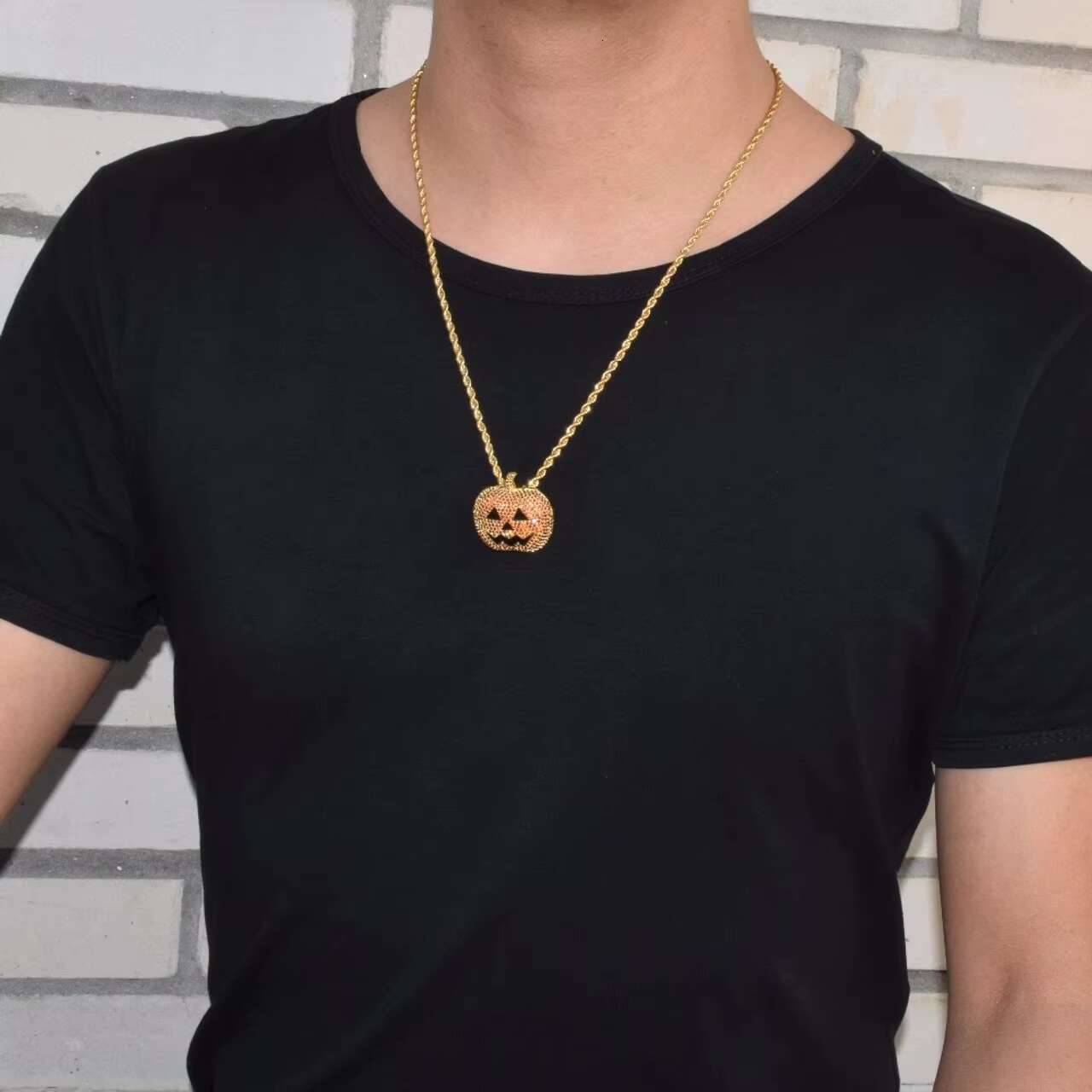New Arrival Hip Hop Style Moissanite Necklace Halloween Pumpkin Pendant with Fancy Design