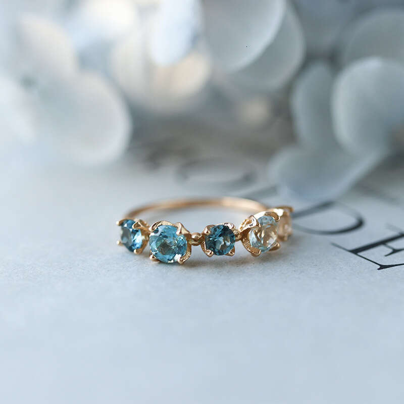 New Gradient Blue and White Topaz Multi-Zircon for Women, Gold-Plated Light Luxury Open Ring