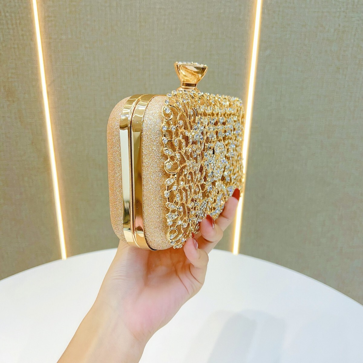 Free Shipping Designer's New Diamond Inlaid Evening Dress Women's Party Bag Social Multifunctional Luxury Bag Dress Rhinestone Bag