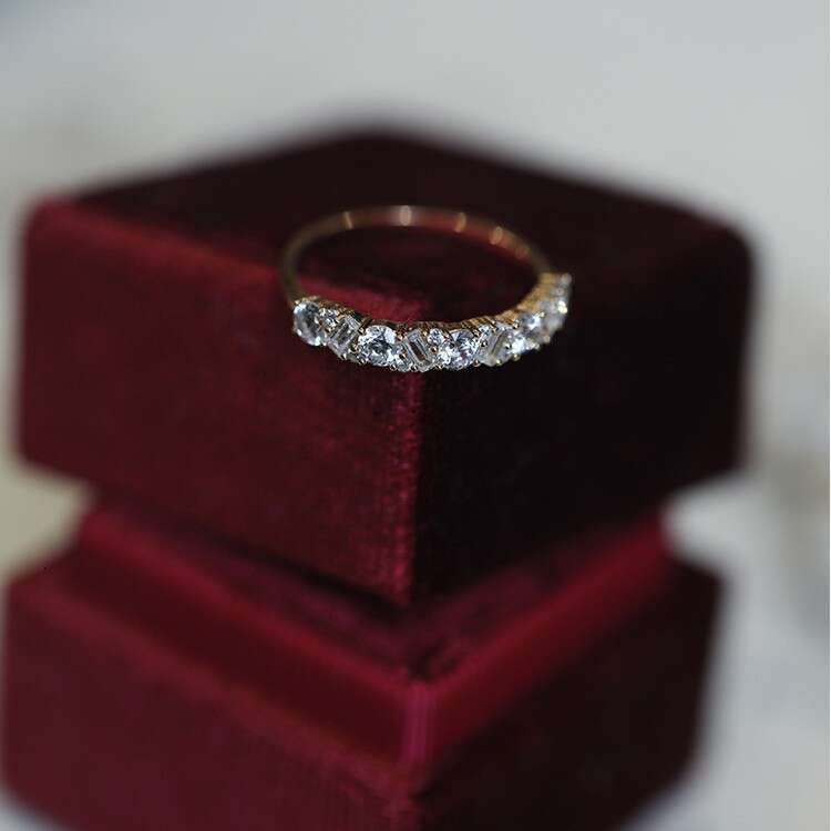 Stille Nacht Silent Night Snow Flash Defying High-Quality Full Diamond Zircon Luxury Sense Ring