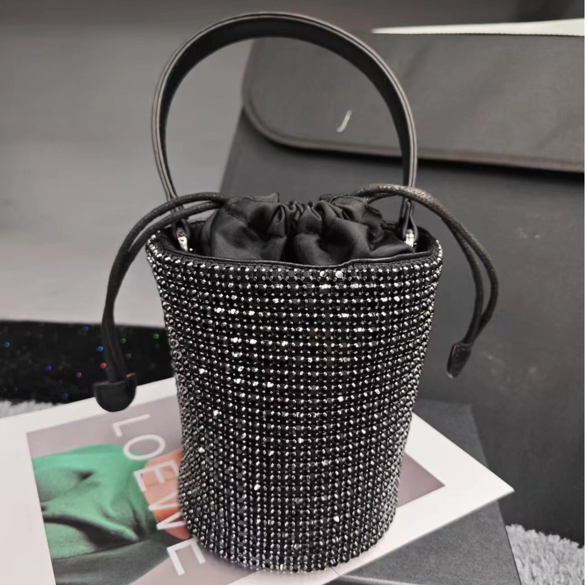 High Quality New Style Super Rhinestone Bag Handbag Design Sense Evening Bag Niche Light Crossbody Bag Women Small Tote Diamond Bag New Free Delivery 