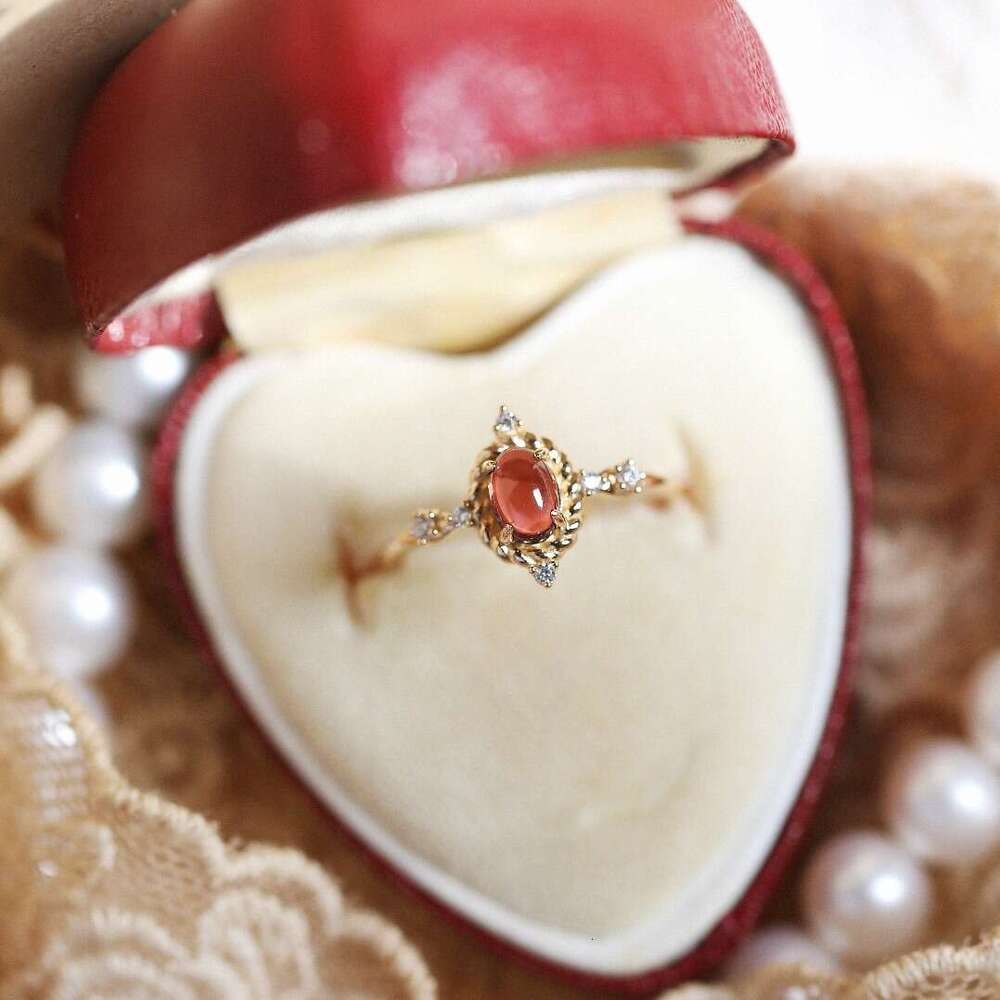 Rose-Colored You" Oval Flower for Women, Ins Style, Pomegranate Red, Delicate Open Ring with a High-End Feel