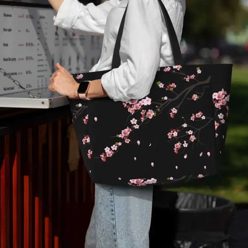 Japanese Sakura Cherry Blossoms Large Beach Tote Bag for Women Waterproof Sandproof Zipper Beach Tote Bags for Pool Gym Travel W250618