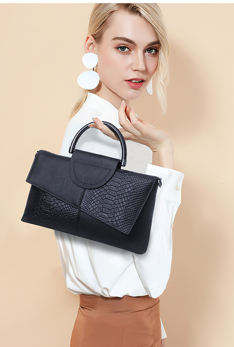 Free Shipping Designer Genuine Leather Clutch Bag For Women 2025 New Top Layer Cowhide Ladies Crossbody Bag Luxury Bag Fashionable Elegant Party Handb