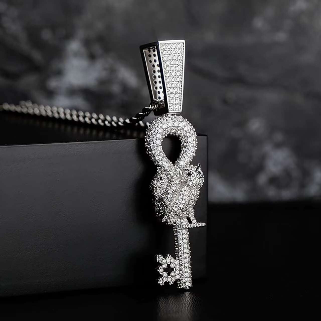 New Luxury 925 Sterling Silver Moissanite Owl Skeleton Key Pendant Necklace Hip Hop Style for Men and Women