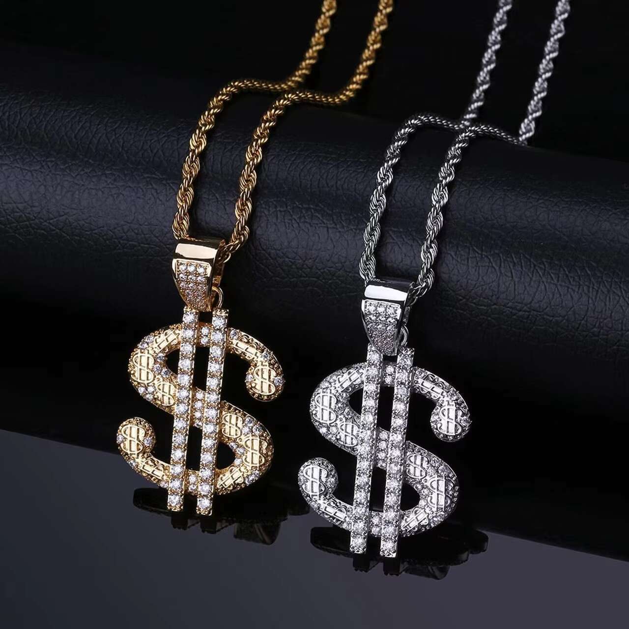 Luxury Hip Hop Style Moissanite Pendants Charms New Design Solid 14k Gold 925 Silver Blinged Dollar Sign Moissanite Necklaces