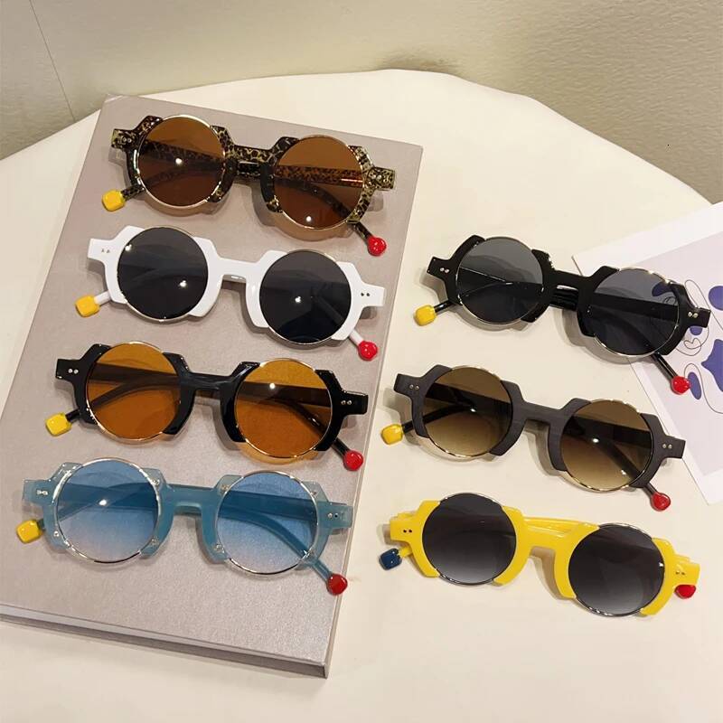 KAMMPT Round Sunglasses Men 2025 New in Fashion Hip-hop Casual Outdoor Sun Glasses Women Trendy Chic Brand Design Decor Shades