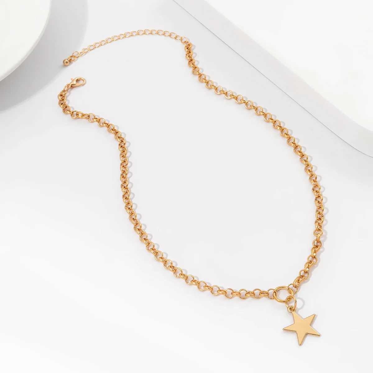Boho Metal Star Pendant Clavicle Necklace Ladies 2022 Vintage Creative Gold Color O Word Chain Necklaces Girls Fashion JewelryC250617