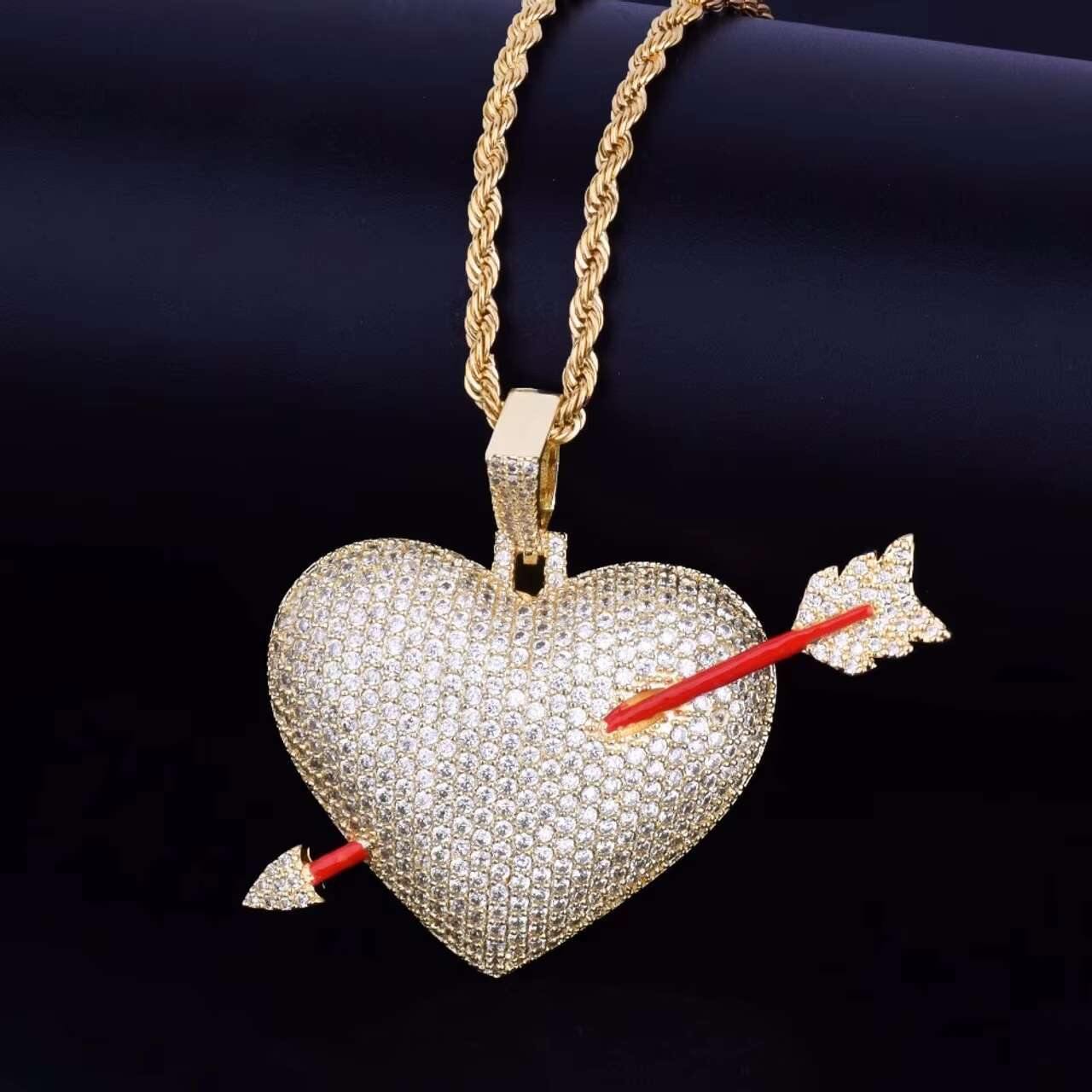 New Arrival Mens Womens 925 Silver 18K Gold Heart Pendant Necklace Red Arrow VVS Moissanite Diamond Stylish Accessory