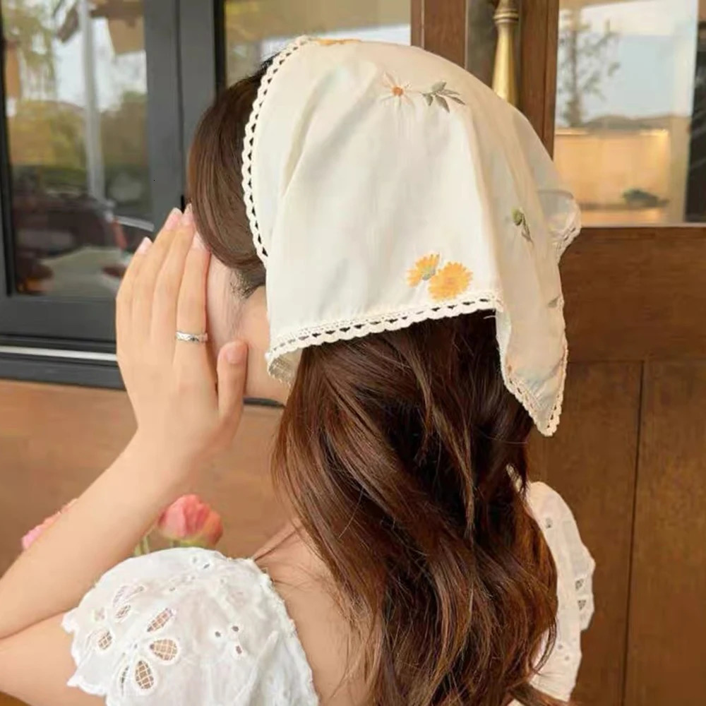 Summer Korean Fashion Floral Headscarf Hair Band For Women Simple Sweet Bandana Triangle Scarf Headband Fashion Hair Bands 250617