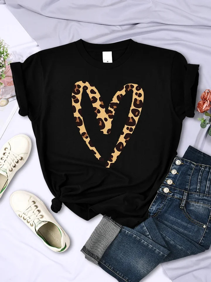 Hollow Out Leopard Print Love Tshirt Women Fashion Casual T Shirt Street Sport Soft Tee Shirt Breathable Street T Shirt Woman 250614