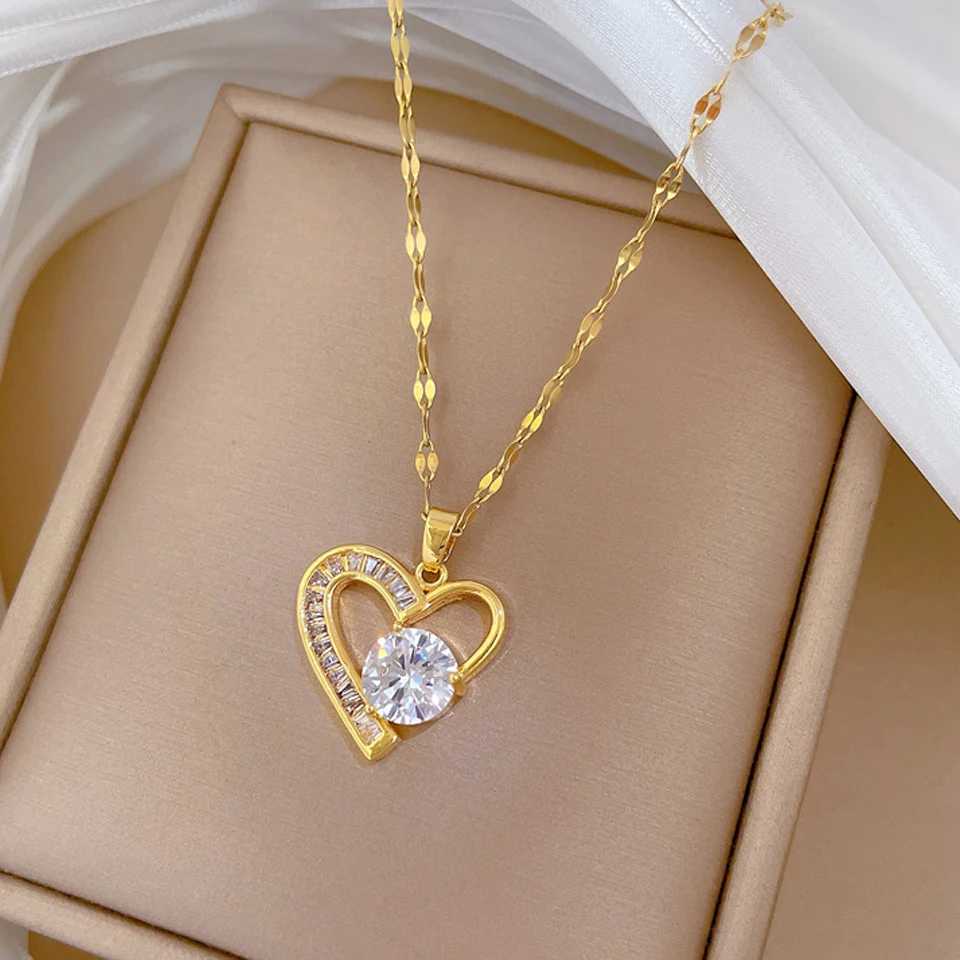 ZAKOL Exquisite Clear Zircon Heart-shaped Pendant Necklace for Women Gold Color Titanium Steel Chain Love Jewelry Gift W250618