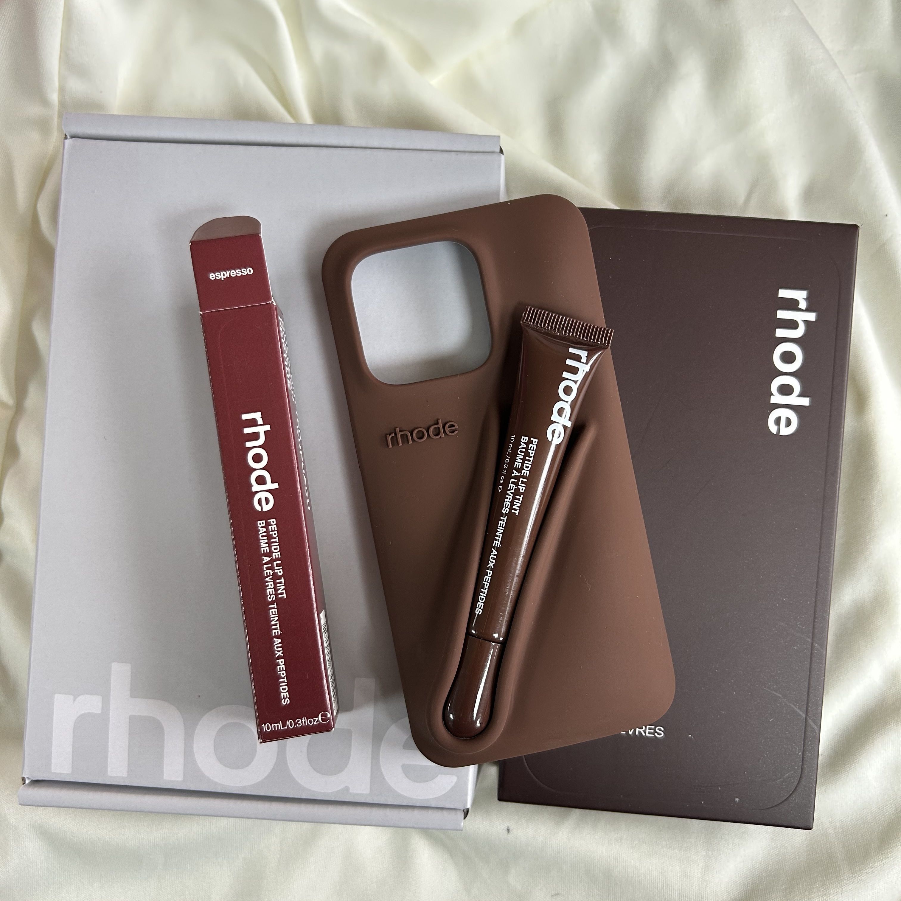 RHODE For iPhone 16 12 13 14 15 11 Pro Max Plus Fashion Rhode Phone Case Gray Toast Espresso Ribbon Lip Gloss Holder Silicone Cover
