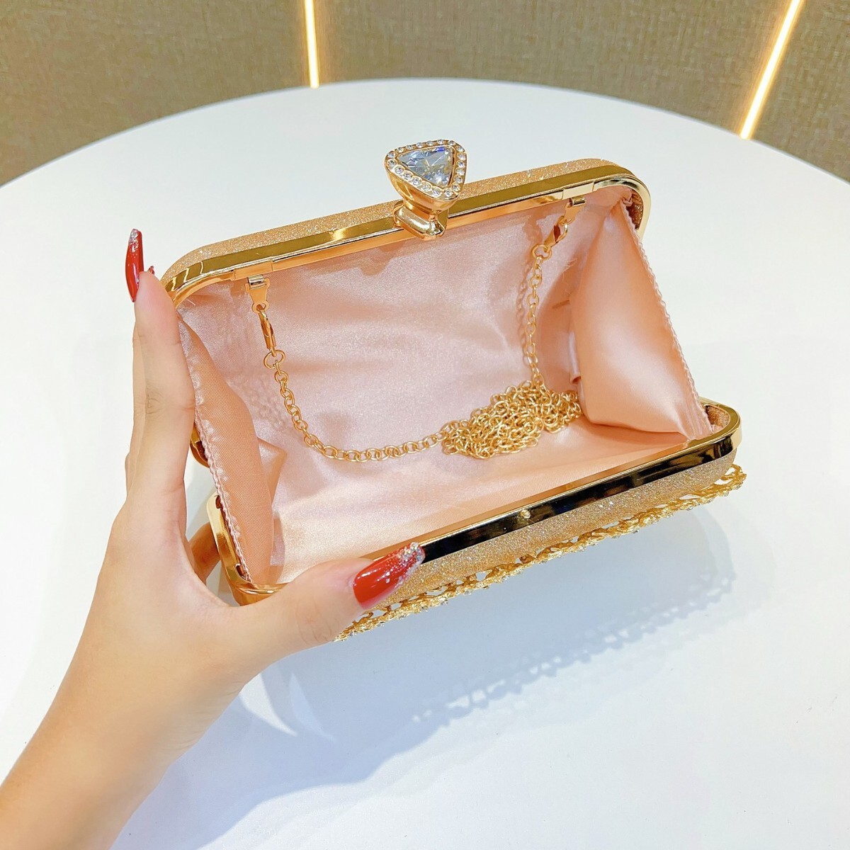 Free Shipping Designer's New Diamond Inlaid Evening Dress Women's Party Bag Social Multifunctional Luxury Bag Dress Rhinestone Bag