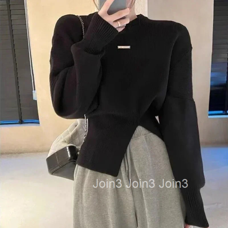 Knit Tops for Woman Blue Round O Neck Womens Sweater Crop Short Pullovers Y2k Vintage Designer Economics Modern Cold Winter 90s