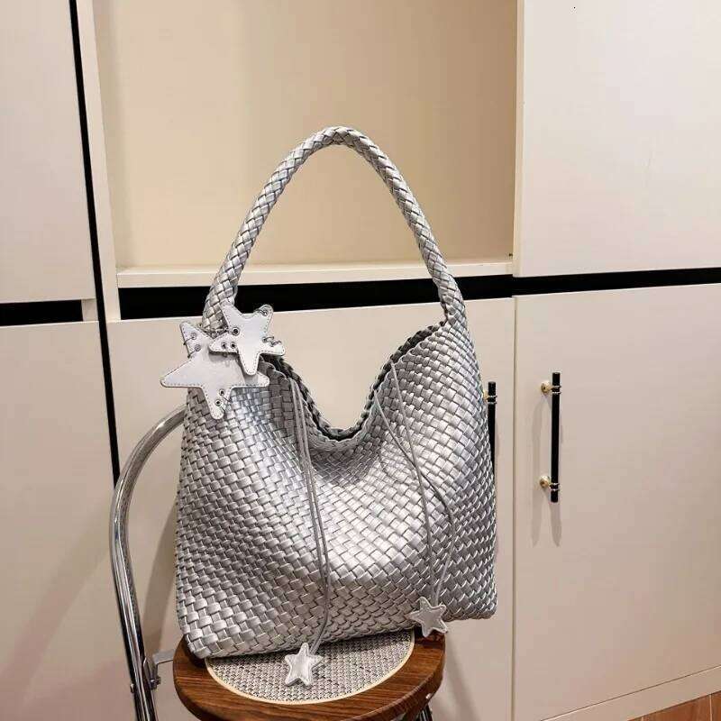 2025 New Woven Bucket Champagne Underarm For Women, Large-Capacity, Niche And High-End Ladies' Hand Bill Shoulder Bag