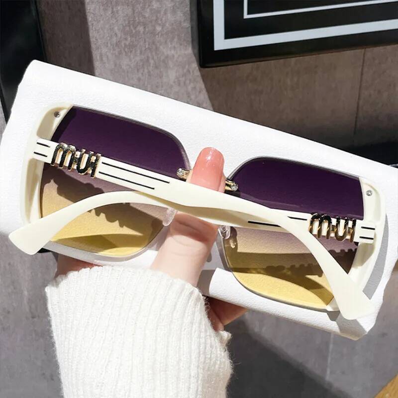 2024 New Fashion Cool Sunglasses Women Brand Letters Anti Strong Light Vintage Rimless Sun Glasses Ladies Gafas UV400