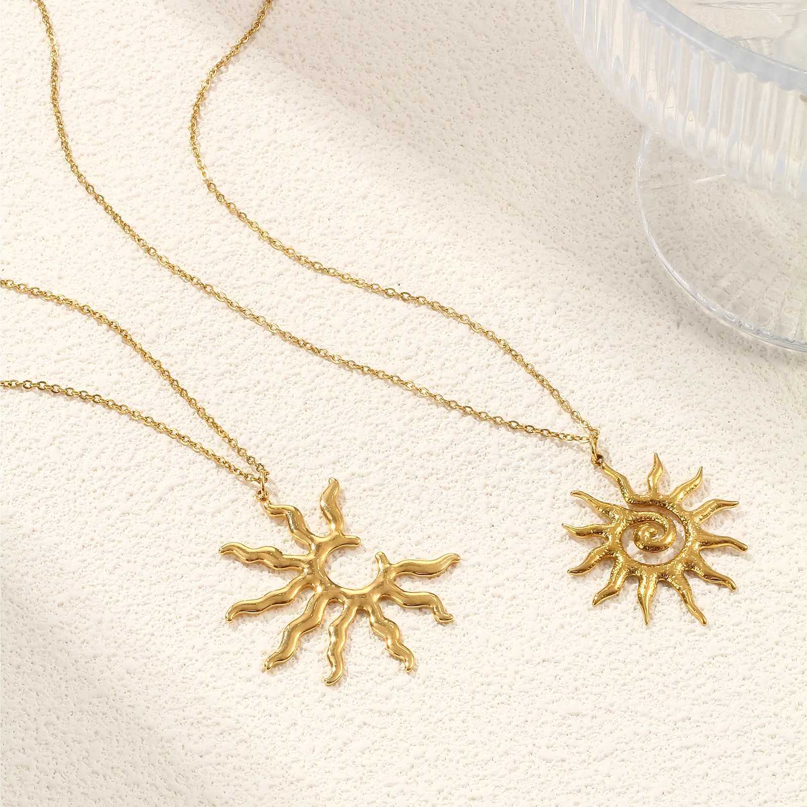 1pc New 304 Stainless Steel Sun Pendant Necklace With Cross Chain 18K Gold Plated Lobster Clasp Necklace Women Jewelry 45cm+5cm W250618