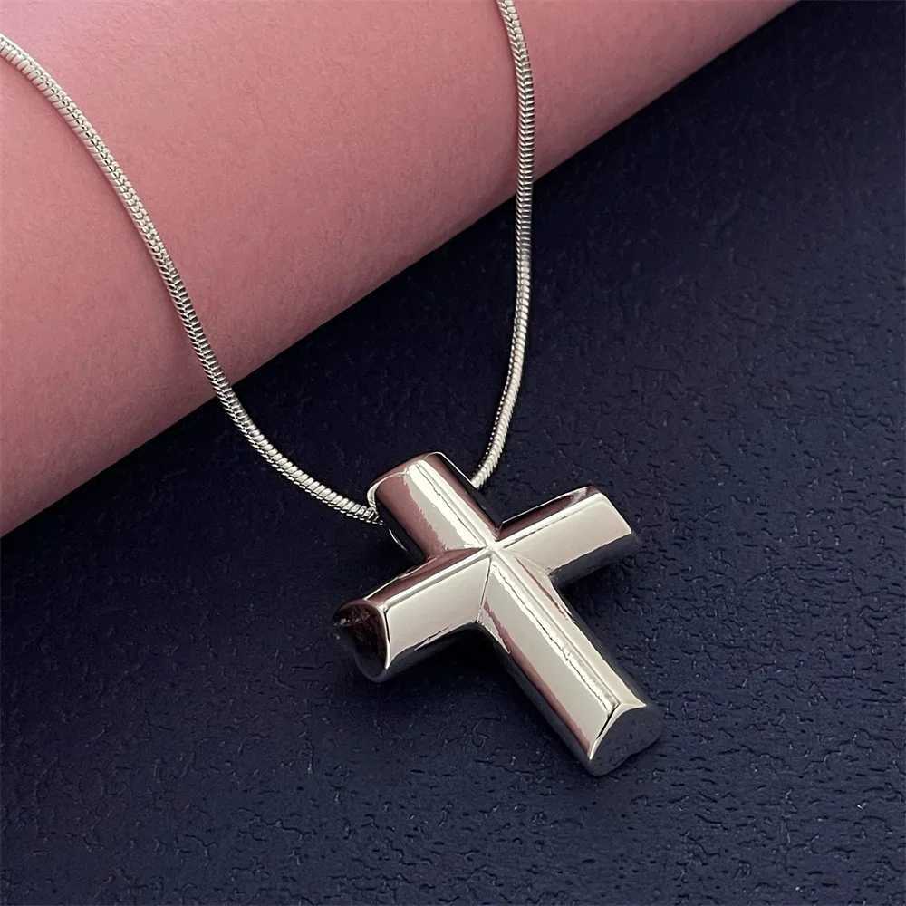 925 Silver Snake Cross Pendant Necklace Suitable For Men And Women To Wear Everyday W250618