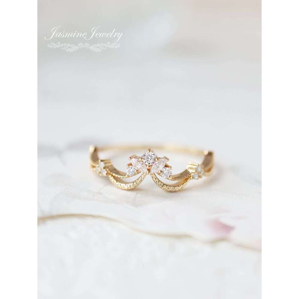 Pale Flower Crown" Zircon V-Shaped Bud Same Style Simple Versatile Stackable Set Light Luxury Ring