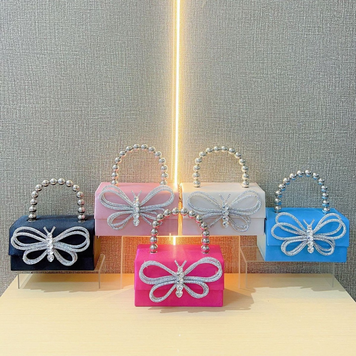 Free Shipping For Designers New French Style Shiny Silk Small Square Box Luxury Bag Bag With Bowknot For Evening Party, Clutch, Shoulder, And Crossbod