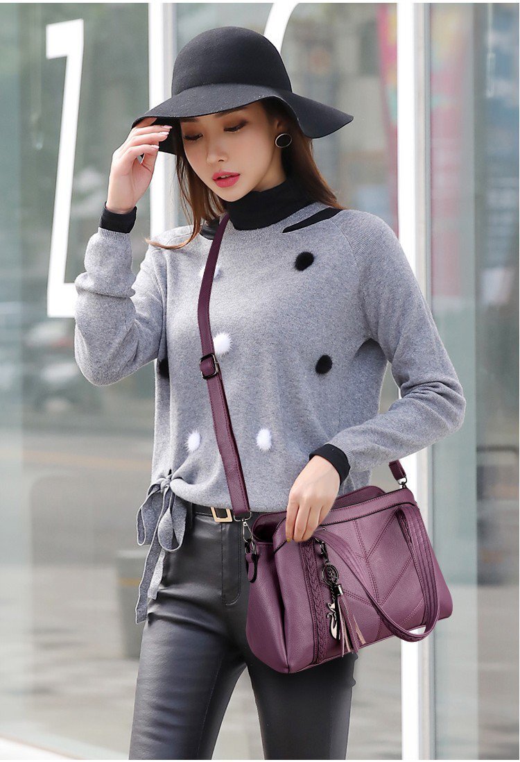 Free Shipping 2025 New Designer Bag Large Capacity Solid Color Leather Tassel Women's Handbag Fashion High Quality Shopping Bag