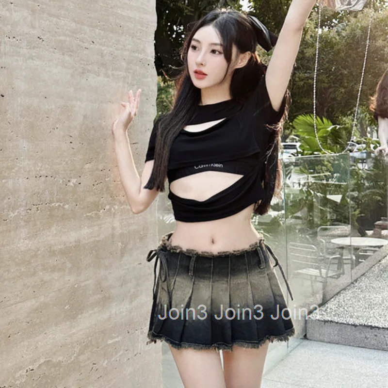 Pleated Clothes Womens Denim Skirt Pants Pleat Skirts for Woman Summer 2025 Premium Chorts A Line Korean Style Streetwear Jeans
