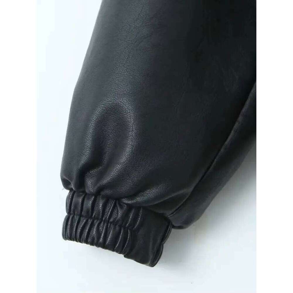 Edgy Casual Designer Outerwear: Cozy Layered Bike Jacket Made from Durable Fake Leather Material